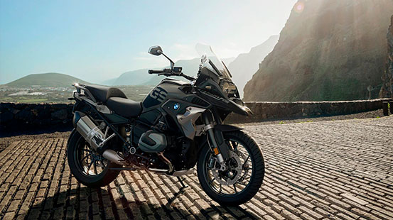  Модельный ряд мотоциклов BMW 2021 года Генерация кода из названия