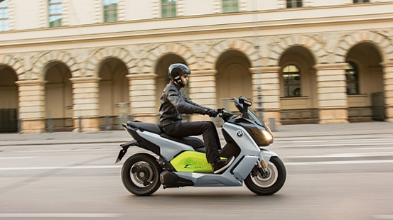 Скутер BMW C Еvolution